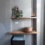 Villa The Urban Parrot Maisonette