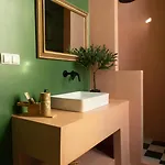 Villa The Urban Parrot Maisonette