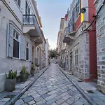 Villa The Urban Parrot Maisonette Ermoupoli