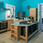 The Urban Parrot Maisonette Villa