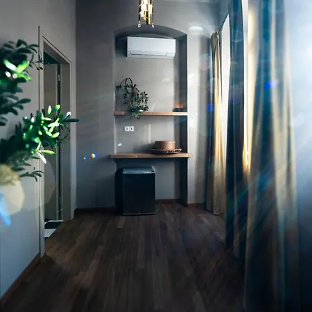 فيلة The Urban Parrot Maisonette إرموبولّي
