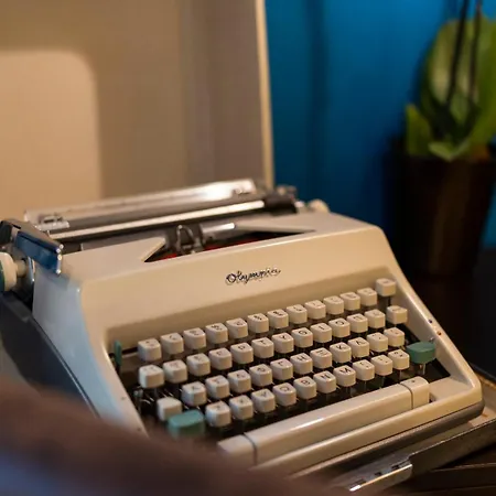 The Urban Parrot Maisonette 빌라