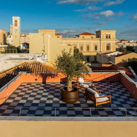 فيلة The Urban Parrot Maisonette