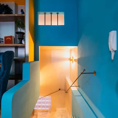 The Urban Parrot Maisonette Villa