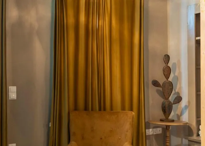 The Urban Parrot Maisonette 빌라 에르무폴리